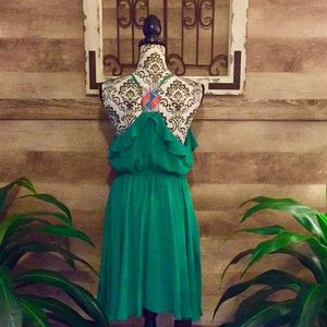 Women’s Emerald Green Ruffle Midi Dress